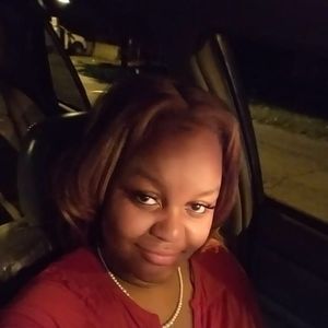 Meet your Posher, Clarecia